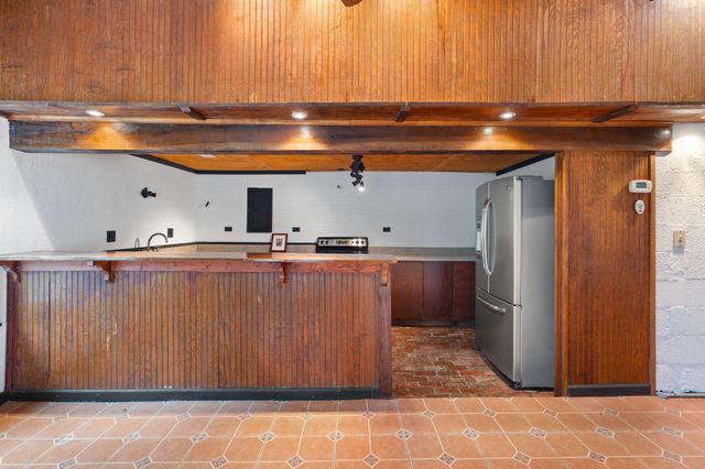 852 County Road 422, Englewood, TN 37329