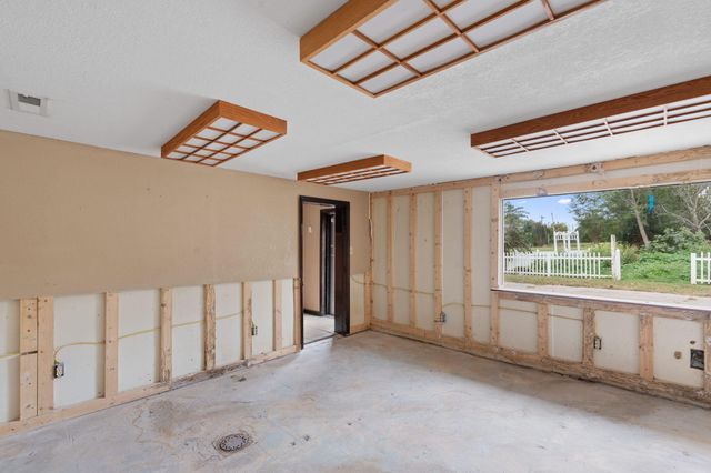 852 County Road 422, Englewood, TN 37329