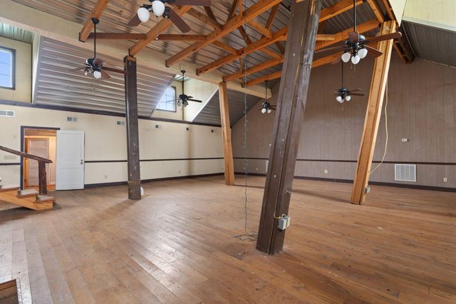 852 County Road 422, Englewood, TN 37329