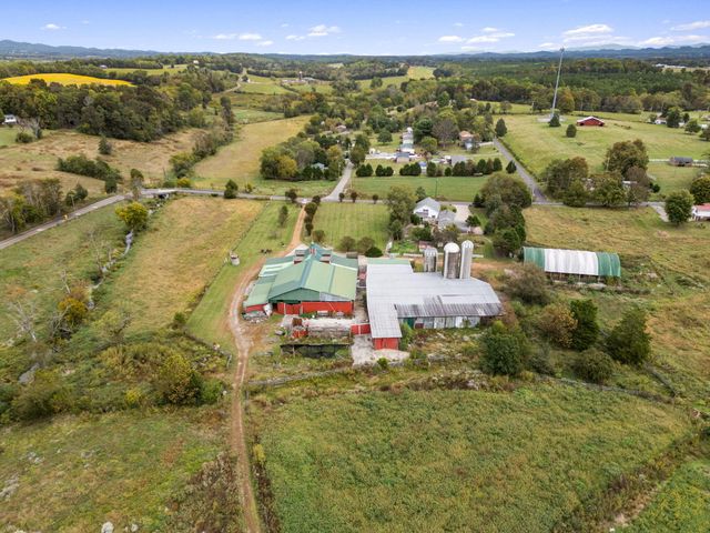 852 County Road 422, Englewood, TN 37329