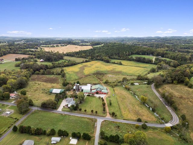 852 County Road 422, Englewood, TN 37329