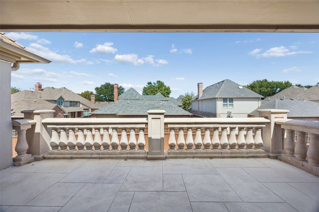 5107 Scarborough Lane, Dallas, TX 75287
