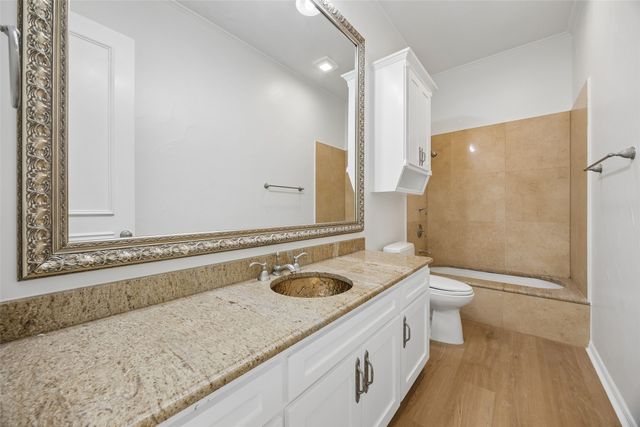 5107 Scarborough Lane, Dallas, TX 75287