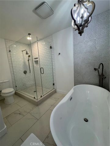 380 Mira Loma Pl, Costa Mesa, CA 92627