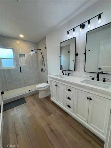 380 Mira Loma Pl, Costa Mesa, CA 92627