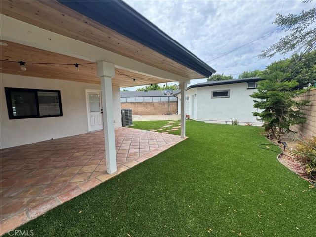 380 Mira Loma Pl, Costa Mesa, CA 92627