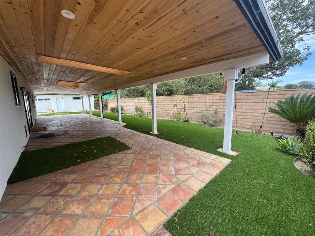 380 Mira Loma Pl, Costa Mesa, CA 92627