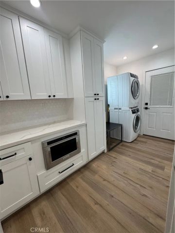 380 Mira Loma Pl, Costa Mesa, CA 92627