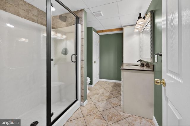 31 MERCER DR, Sicklerville, NJ 08081