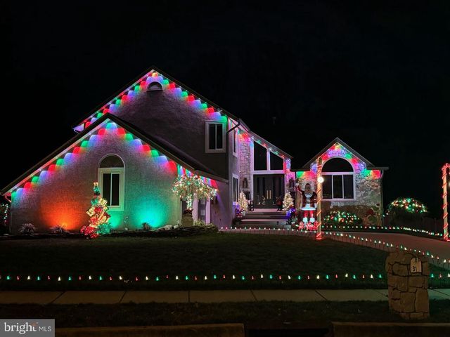 31 MERCER DR, Sicklerville, NJ 08081