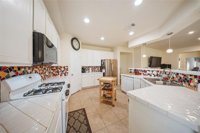 16542 Cypress Bridge Drive, Cypress, TX 77429