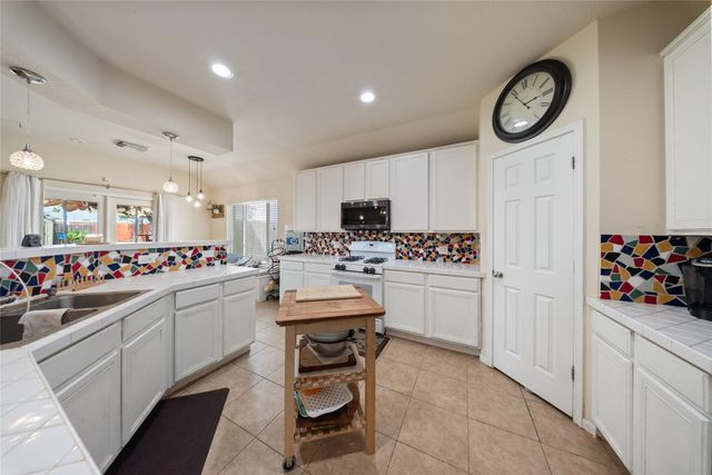 16542 Cypress Bridge Drive, Cypress, TX 77429