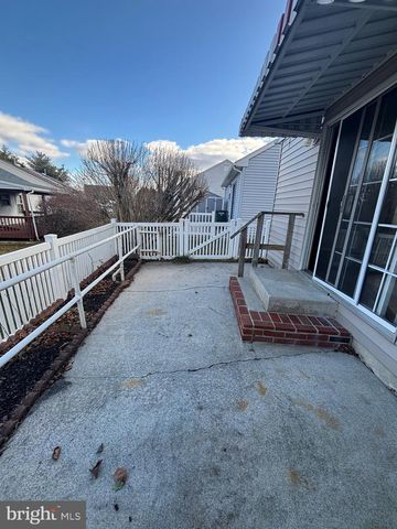 627 BARBADOS DR, Williamstown, NJ 08094