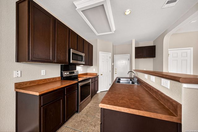 6706 BISCAY HBR, San Antonio, TX 78249