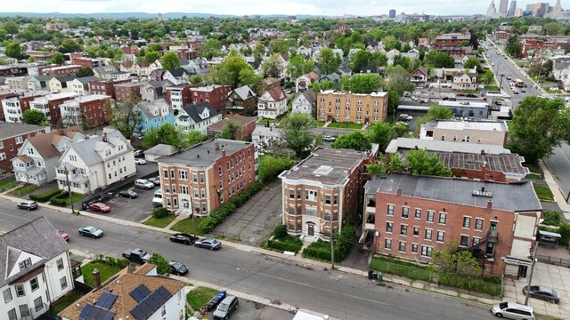 12-14 South Street, Hartford, CT 06114