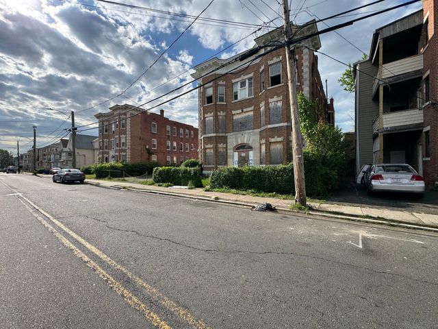 12-14 South Street, Hartford, CT 06114