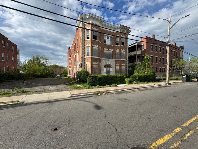 12-14 South Street, Hartford, CT 06114