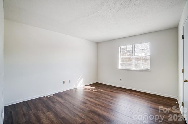 3109 Heathstead Place, Charlotte, NC 28210