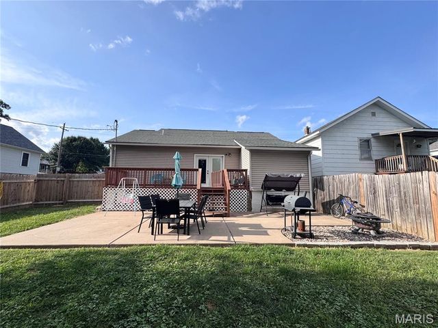3015 Marsh Avenue, Hannibal, MO 63401