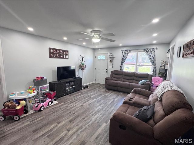 3015 Marsh Avenue, Hannibal, MO 63401