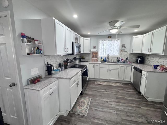3015 Marsh Avenue, Hannibal, MO 63401