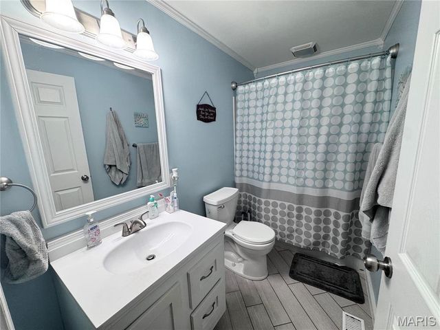 3015 Marsh Avenue, Hannibal, MO 63401