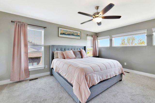 3903 N Estancia Ct, Wichita, KS 67205