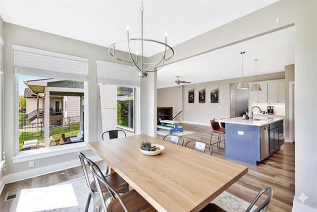 3903 N Estancia Ct, Wichita, KS 67205