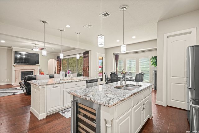 24219 Gazania Bluff, San Antonio, TX 78260