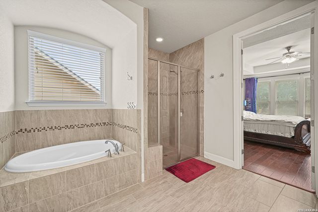 24219 Gazania Bluff, San Antonio, TX 78260