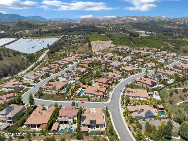 11290 Crenshaw Street, Moorpark, CA 93021