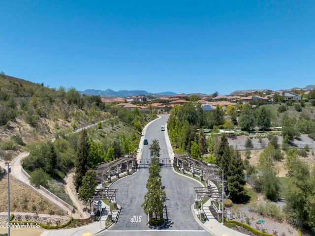 11290 Crenshaw Street, Moorpark, CA 93021