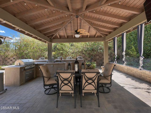 11290 Crenshaw Street, Moorpark, CA 93021