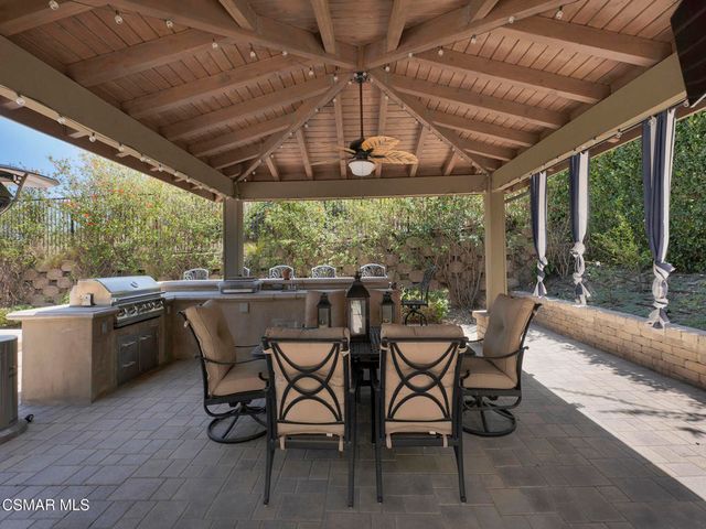 11290 Crenshaw Street, Moorpark, CA 93021