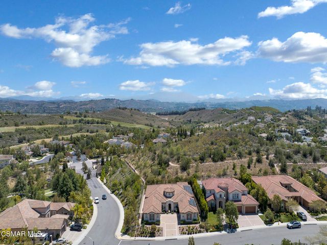 11290 Crenshaw Street, Moorpark, CA 93021