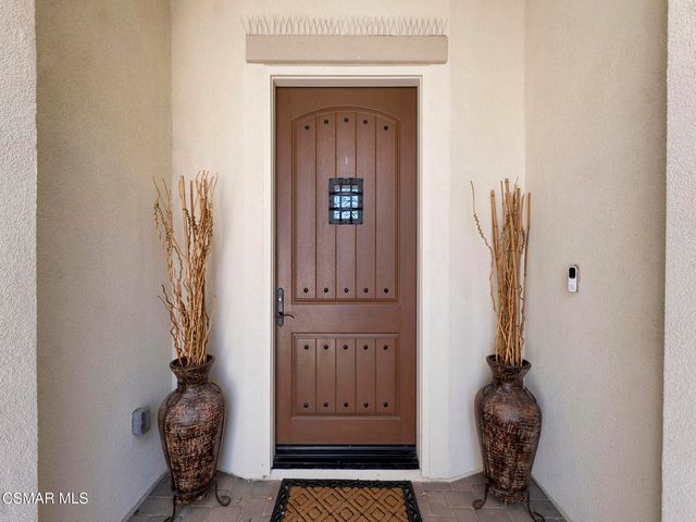 11290 Crenshaw Street, Moorpark, CA 93021