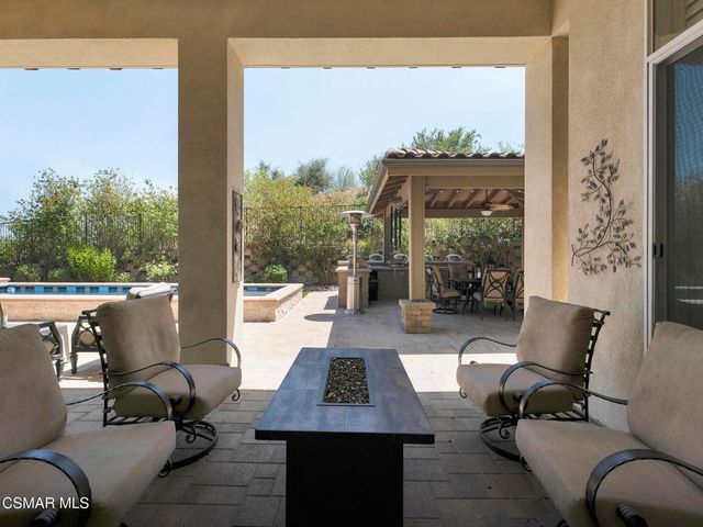 11290 Crenshaw Street, Moorpark, CA 93021
