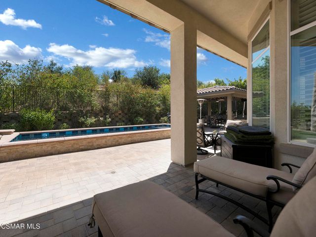 11290 Crenshaw Street, Moorpark, CA 93021