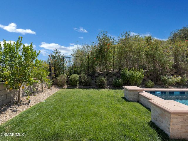 11290 Crenshaw Street, Moorpark, CA 93021
