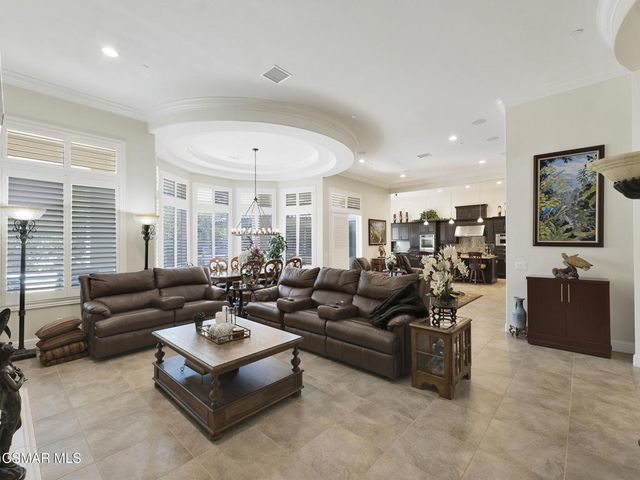 11290 Crenshaw Street, Moorpark, CA 93021