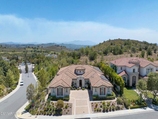 11290 Crenshaw Street, Moorpark, CA 93021
