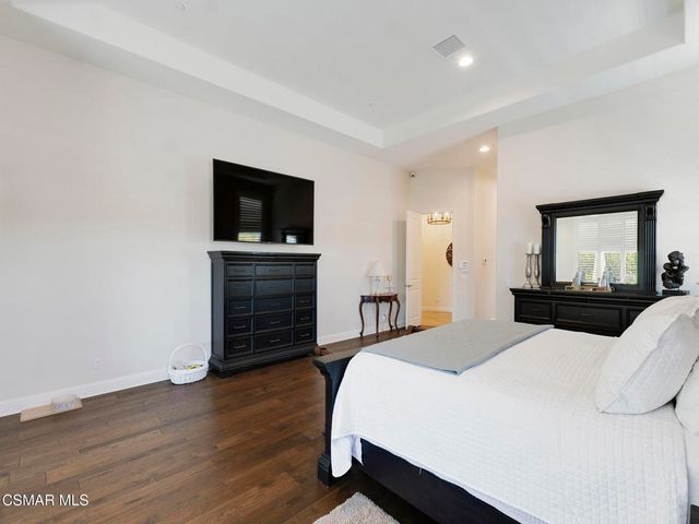 11290 Crenshaw Street, Moorpark, CA 93021