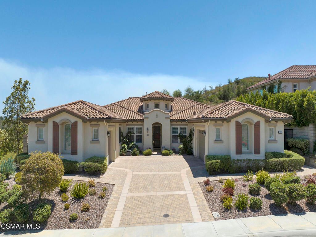 11290 Crenshaw Street, Moorpark, CA 93021