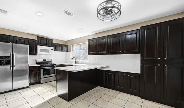16814 Rockbend Street, Houston, TX 77084