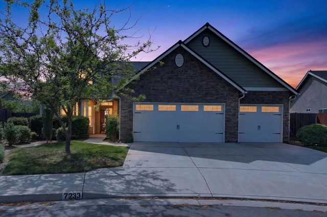 7233 W San Carlos Avenue, Fresno, CA 93723