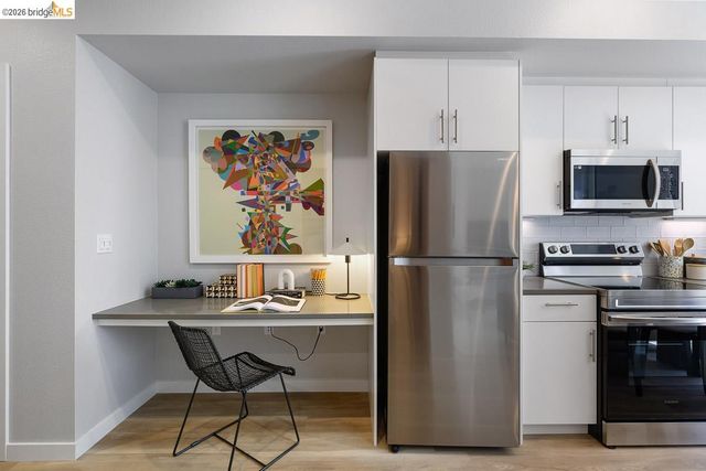 260 Brooklyn Basin Way 550, Oakland, CA 94606