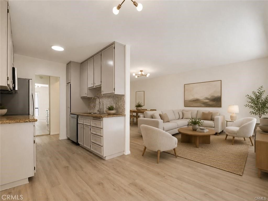 7300 Franklin Avenue 354, Los Angeles, CA 90046 — photo 4