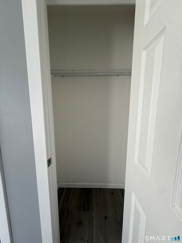 1637 South Avenue, Stratford, CT 06615