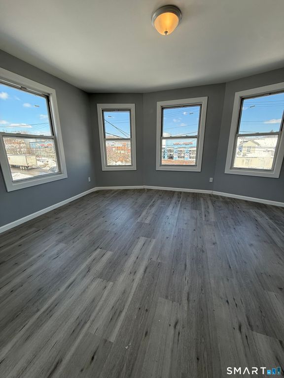 1637 South Avenue, Stratford, CT 06615