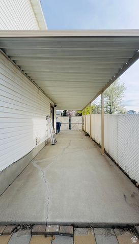 5504 W RIDGE FLOWER WAY, Salt Lake City, UT 84118